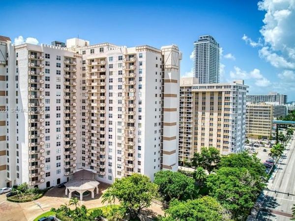 1865 S Ocean Dr , Unit 15C, Hallandale Beach, FL 33009
