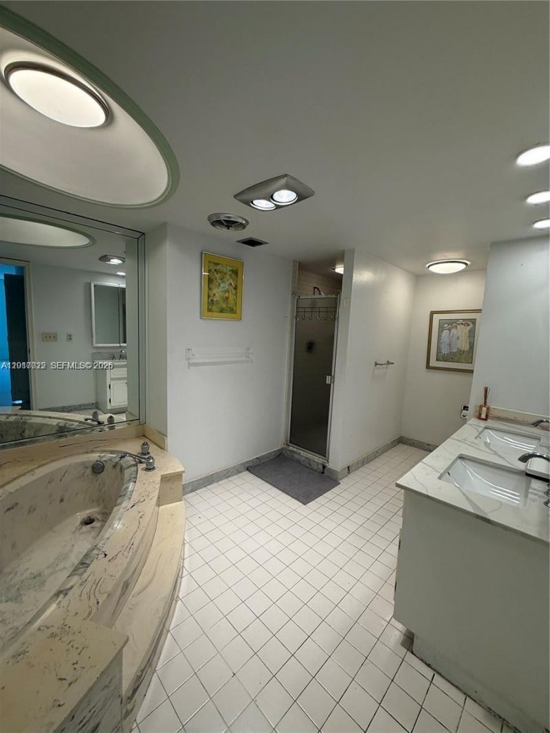 1865 S Ocean Dr , Unit 15C, Hallandale Beach, FL 33009 Photo