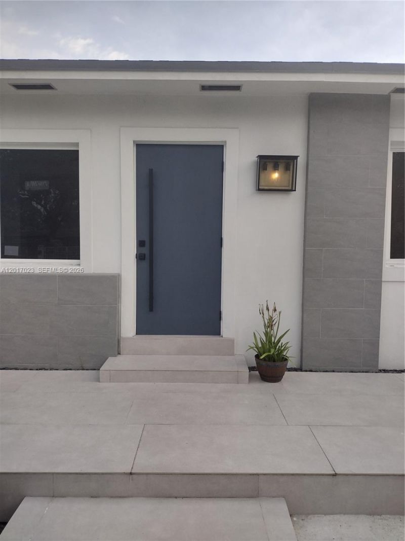 300 S Biscayne River Dr , Miami, FL 33169 Photo