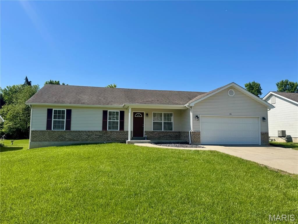 351 Gardenia Drive , Troy, MO 63379 Main Photo