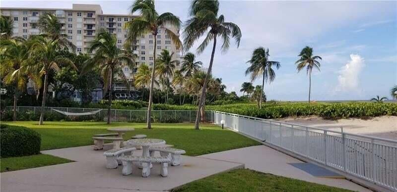 6000 N Ocean Boulevard, Unit 12h, Lauderdale by the Sea, FL 33308 Photo