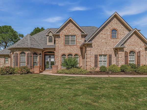 3807 Wolf Chase, Jonesboro, AR 72404