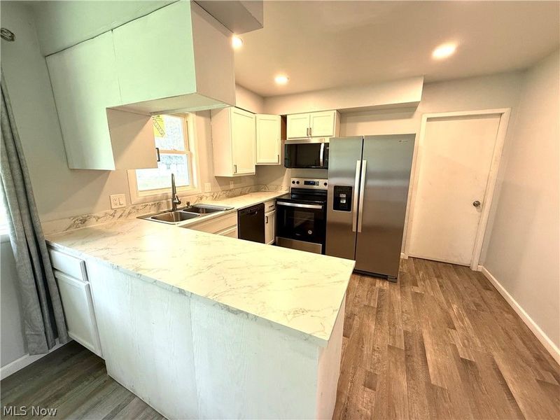 4088 Lynwood, Kent, OH 44240 Photo 6