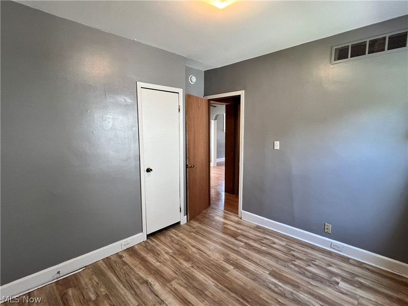 4385 W 50th Street, Cleveland, OH 44144 Photo 5