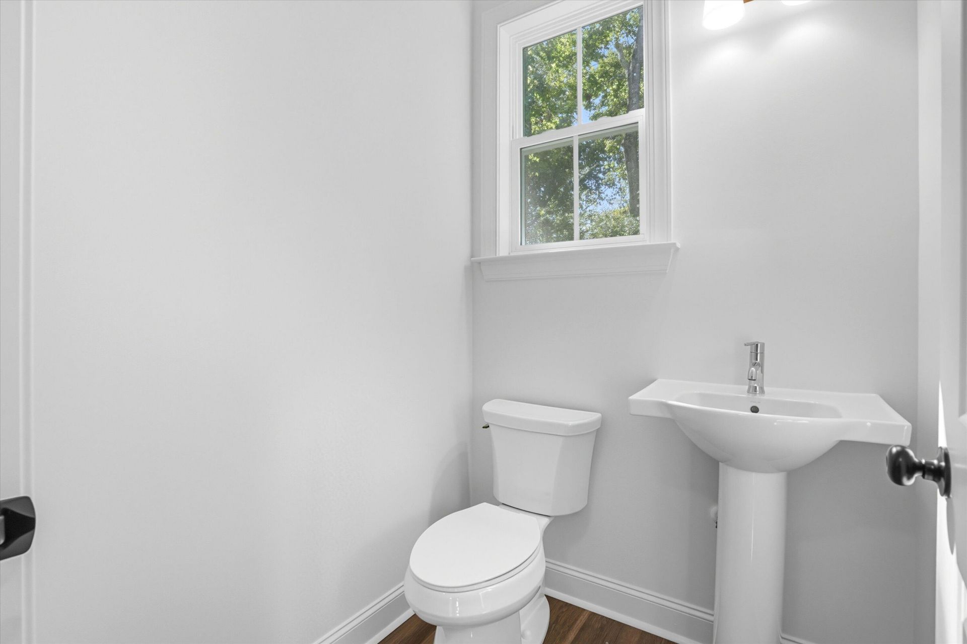 536 Hayes Park Boulevard Photo 19