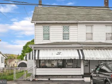 43 LAKESIDE ROAD, DELANO, PA 18220