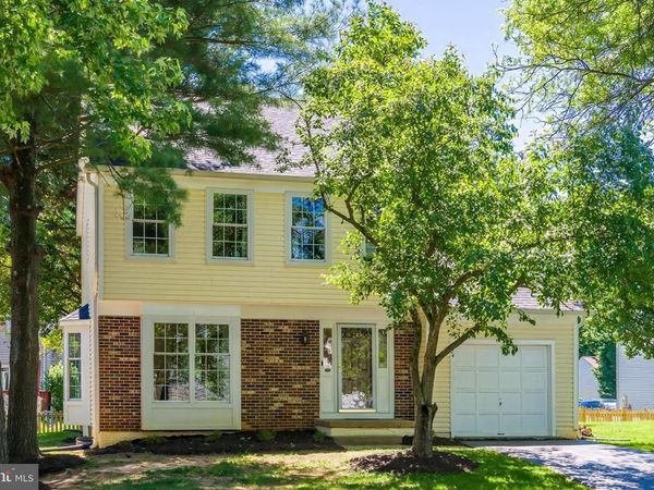 24 NEWLAND COURT, STERLING, VA 20165
