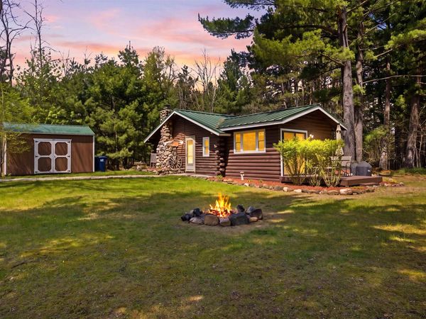 1148 N Gale Drive, Wisconsin Dells, WI 53965