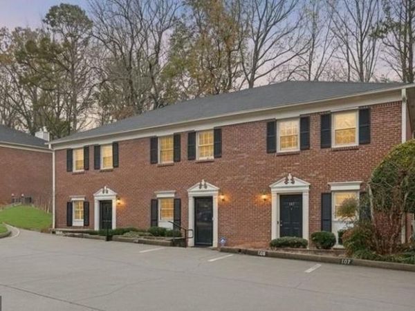 138 Sterling Court, Alpharetta, GA 30004
