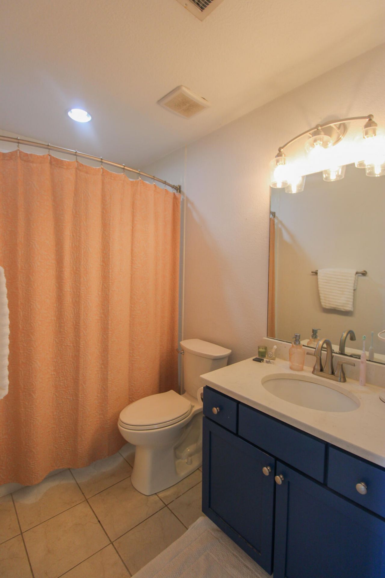 271 Alexandra Drive Photo 8