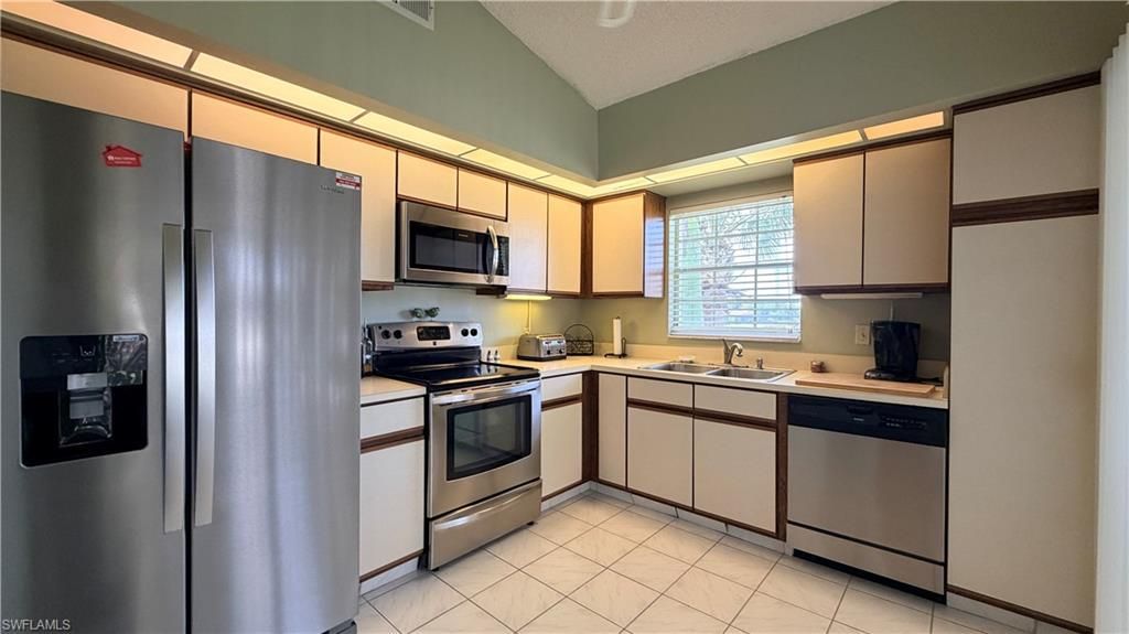 14977 Rivers Edge Ct , Unit 219, Fort Myers, FL 33908 Photo
