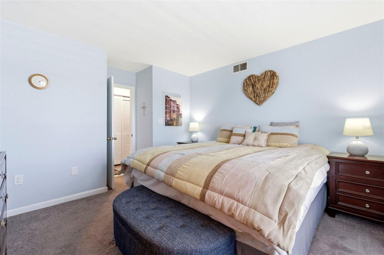 4939 Floramar Terrace , Unit 501, New Port Richey, FL 34652 Photo