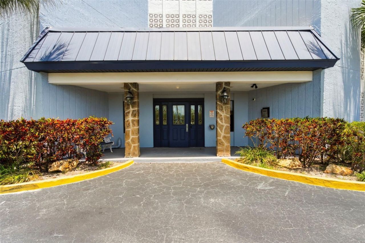 4939 Floramar Terrace , Unit 501, New Port Richey, FL 34652 Photo