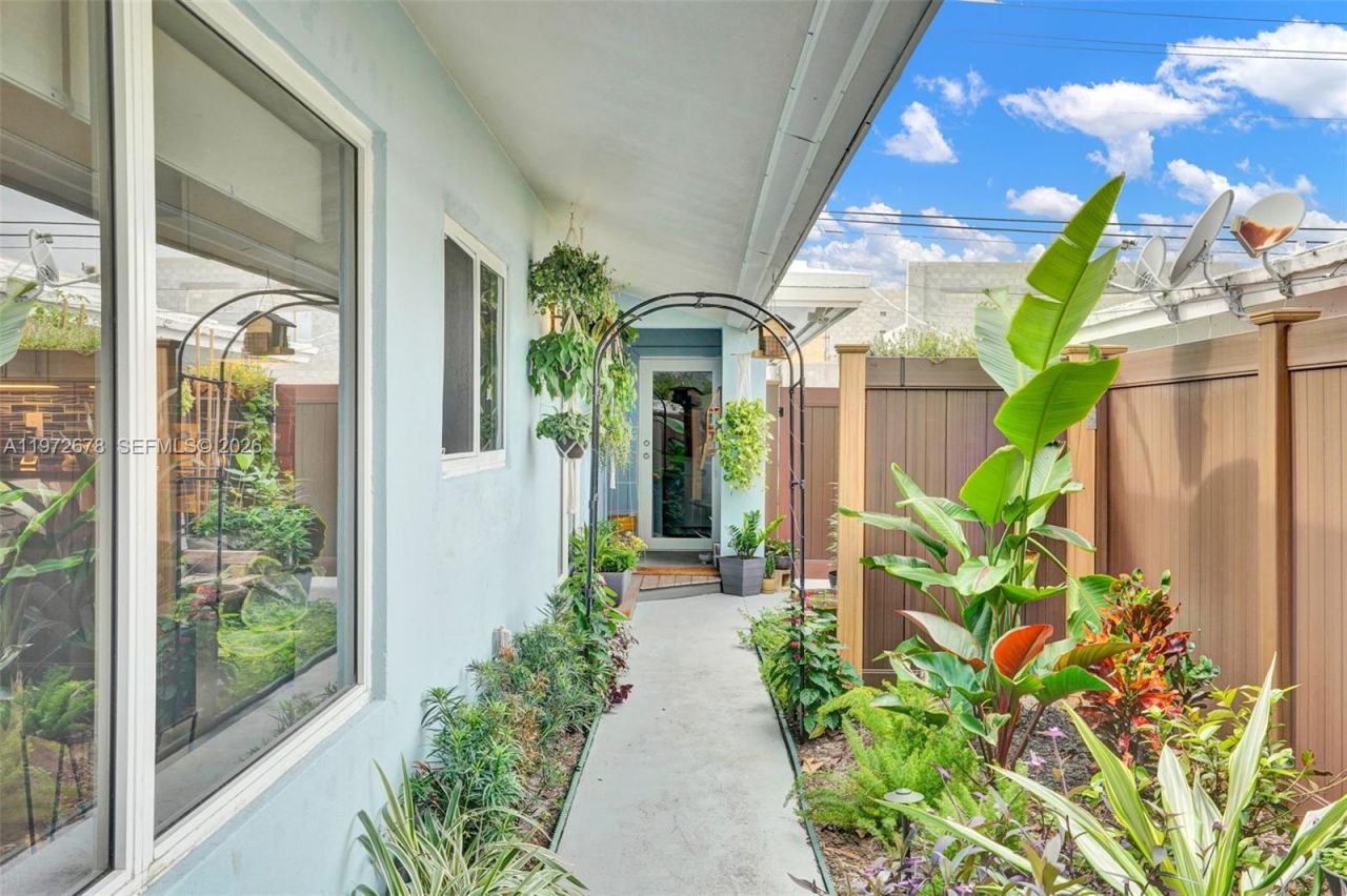 1236 NE 18th Ave , Fort Lauderdale, FL 33304 Photo