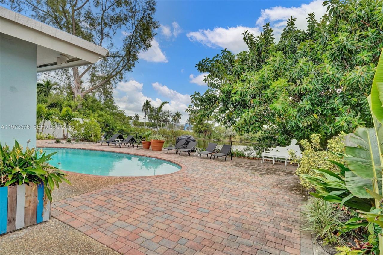 1236 NE 18th Ave , Fort Lauderdale, FL 33304 Photo