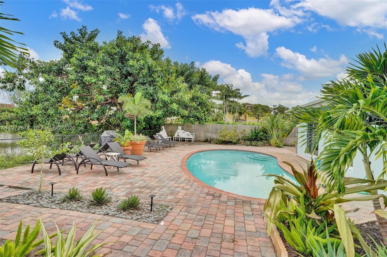1236 NE 18th Ave , Fort Lauderdale, FL 33304 Photo