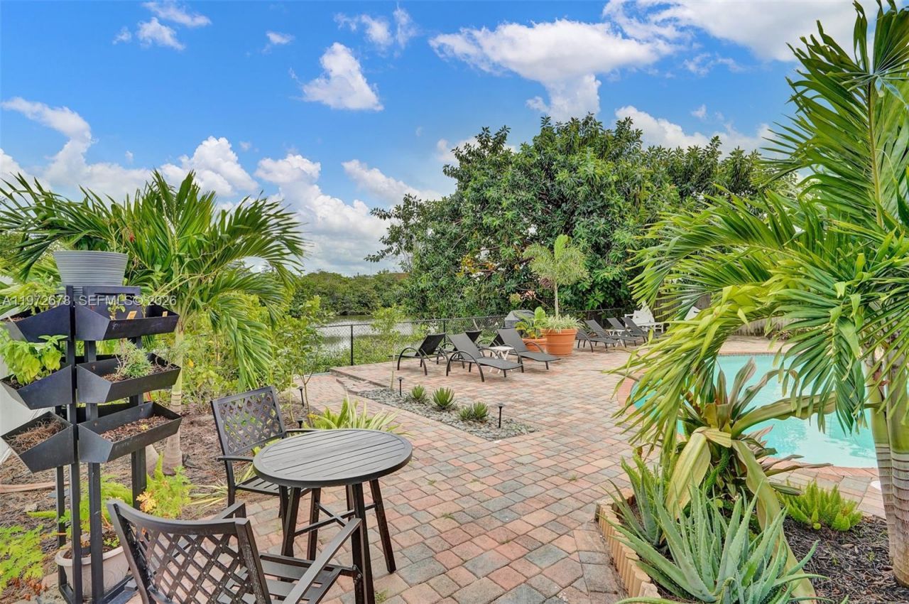 1236 NE 18th Ave , Fort Lauderdale, FL 33304 Photo