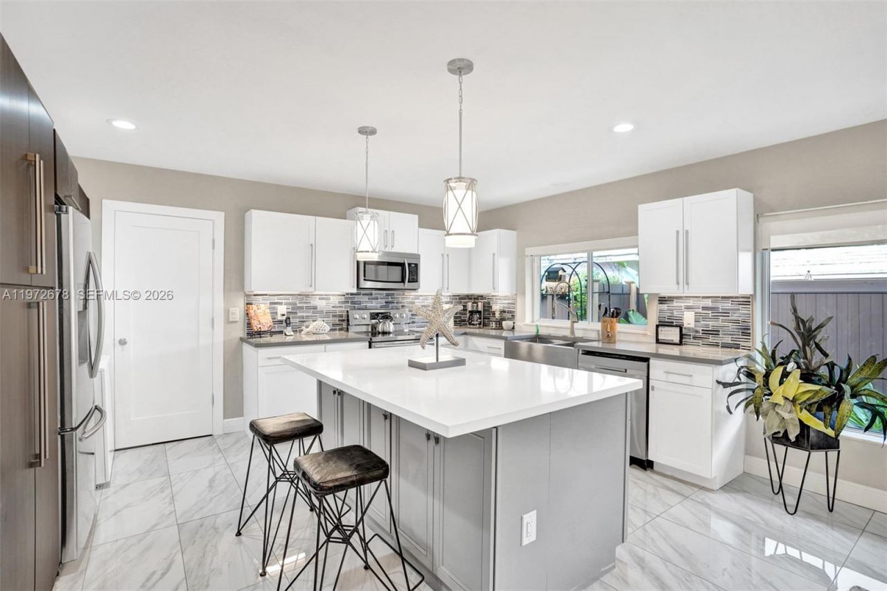 1236 NE 18th Ave , Fort Lauderdale, FL 33304 Photo
