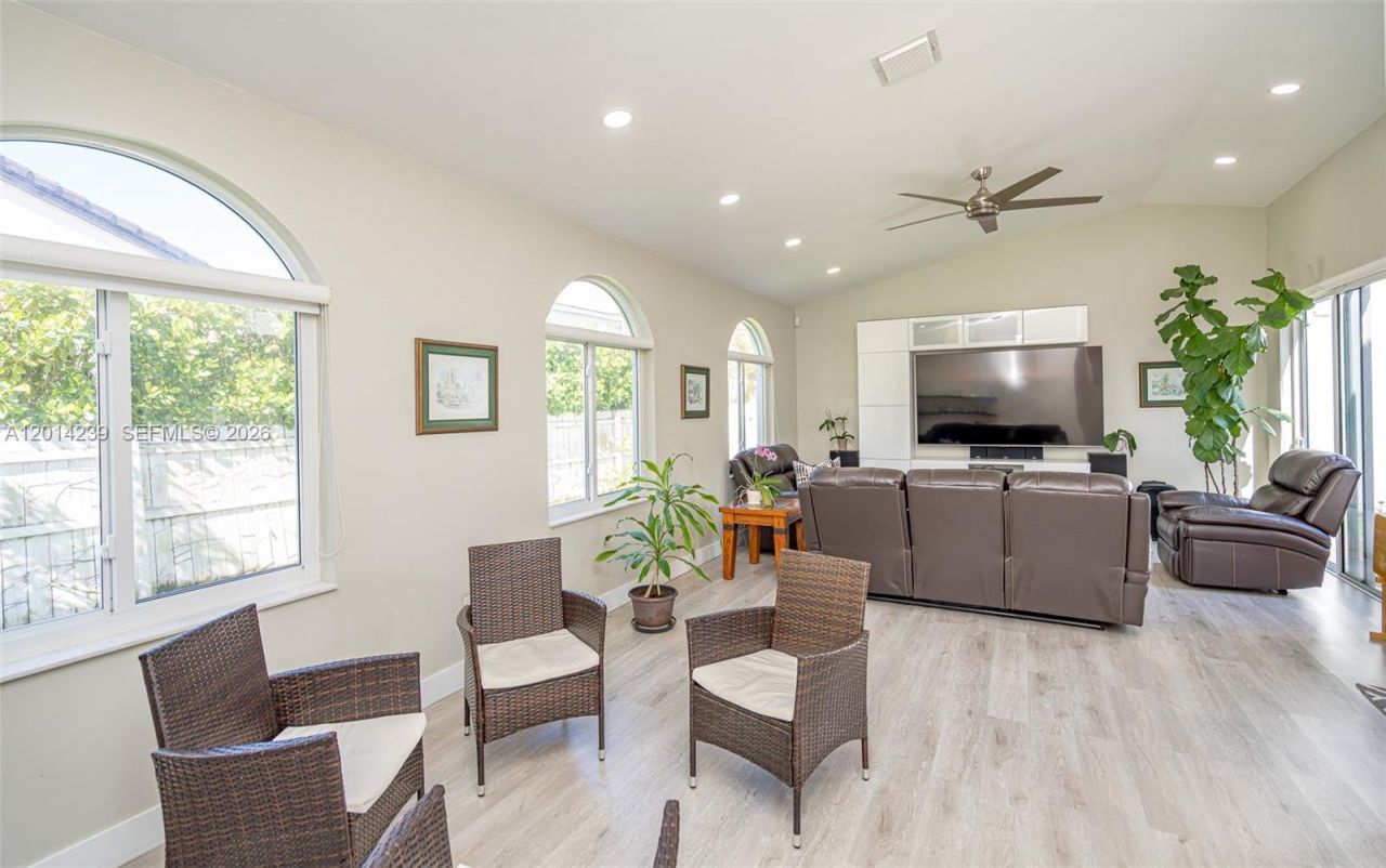 Please Call For Address, Pembroke Pines, FL 33028 Photo