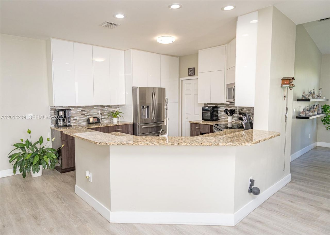 Please Call For Address, Pembroke Pines, FL 33028 Photo