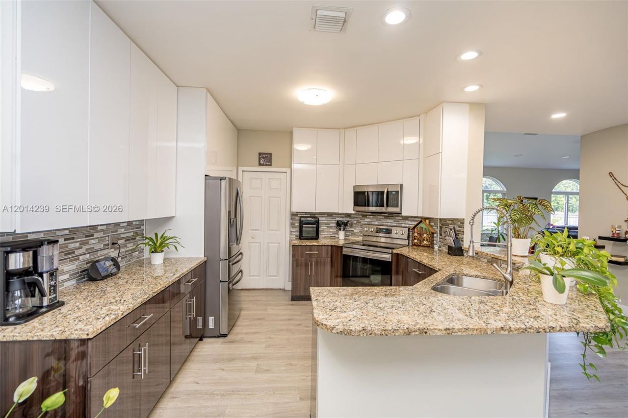Please Call For Address, Pembroke Pines, FL 33028 Photo