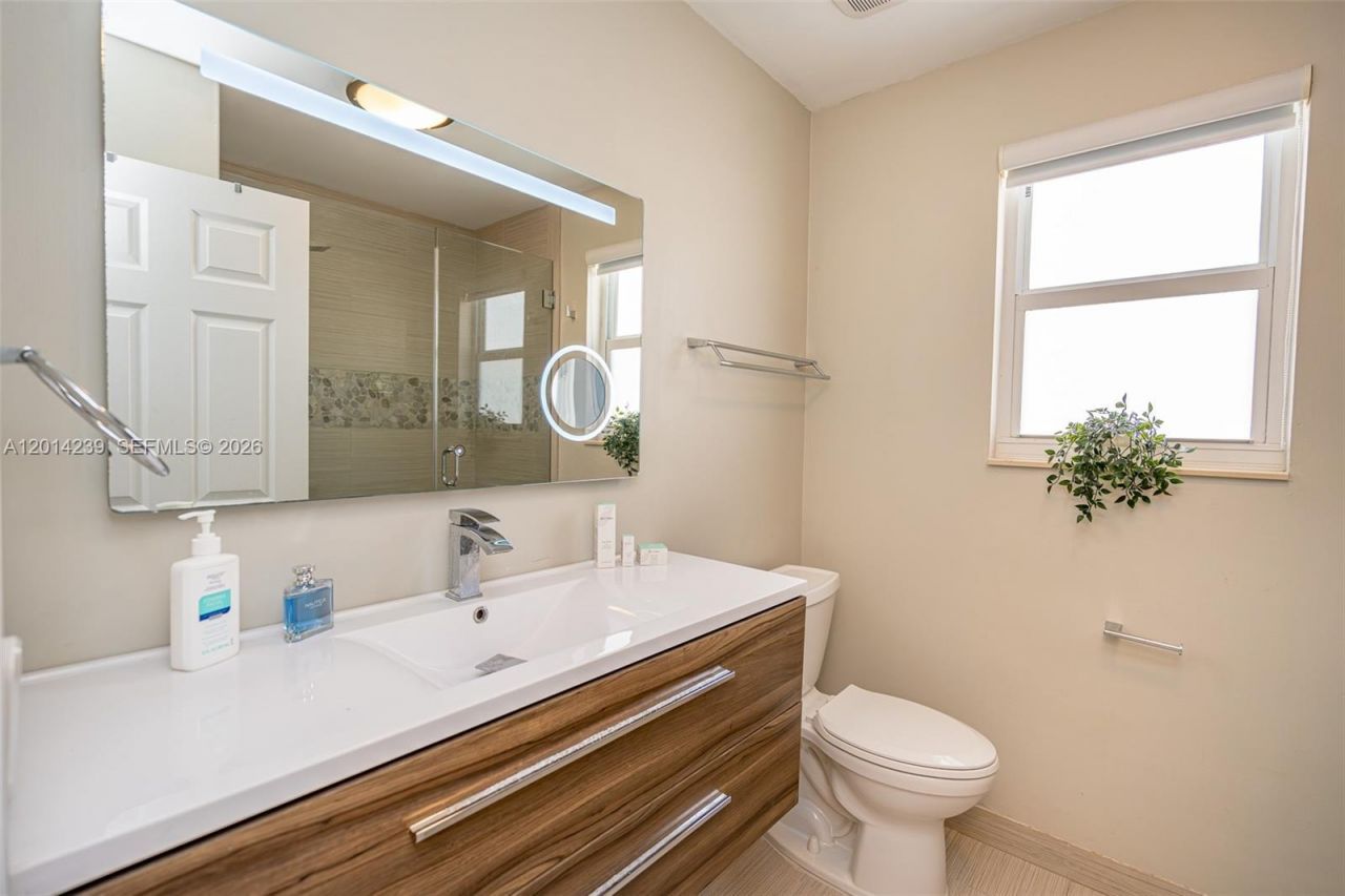 Please Call For Address, Pembroke Pines, FL 33028 Photo