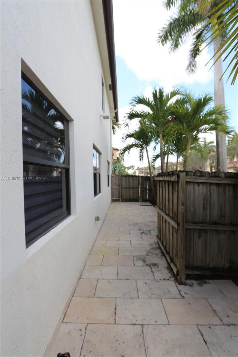 8925 NW 99th Ave , Doral, FL 33178 Photo