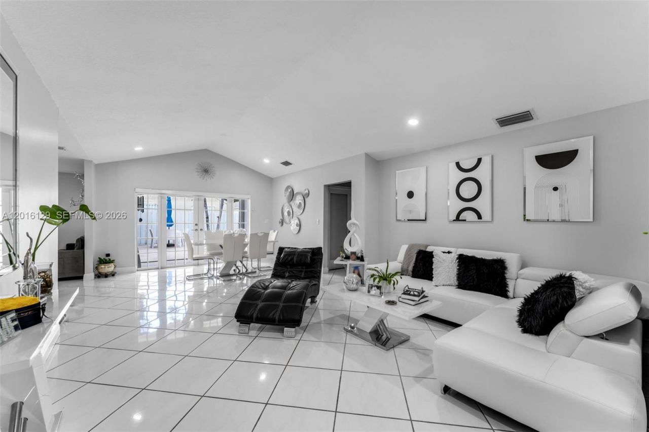 15480 SW 144th Ave, Miami, FL 33177 Photo