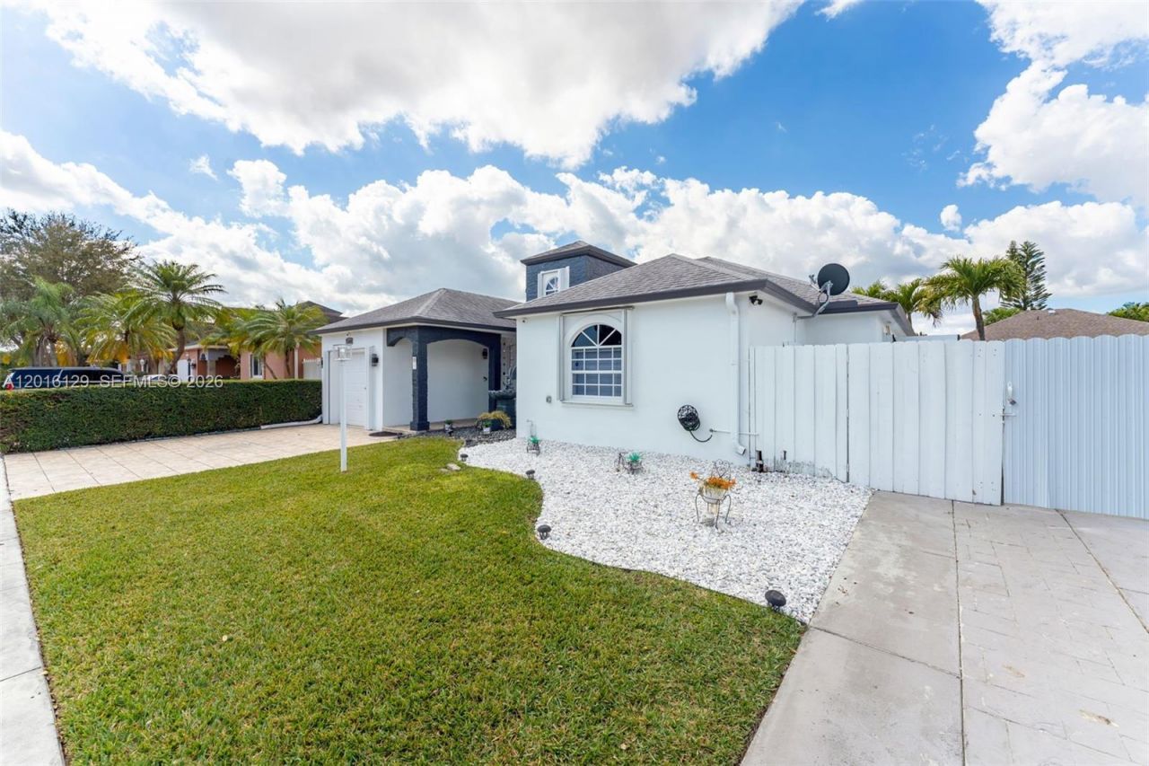 15480 SW 144th Ave, Miami, FL 33177 Photo