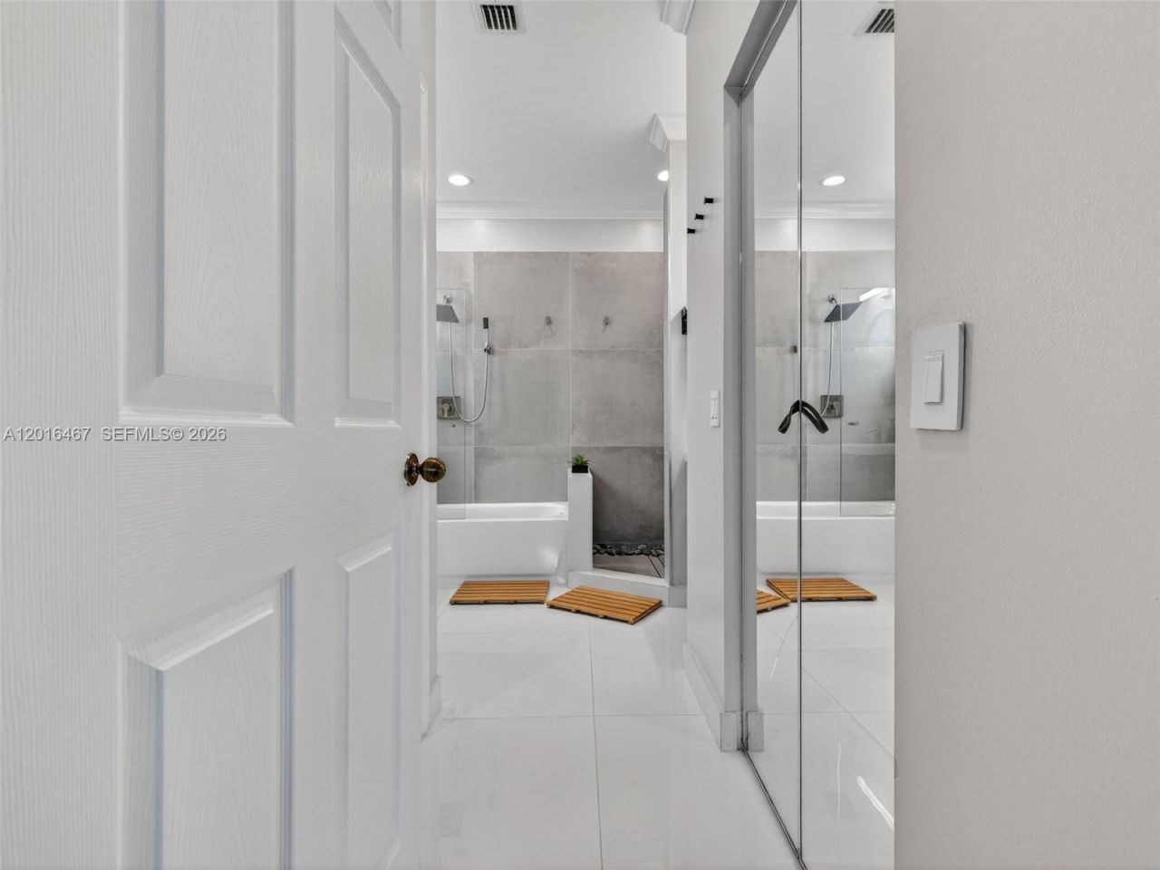 250 Conservation Dr, Weston, FL 33327 Photo