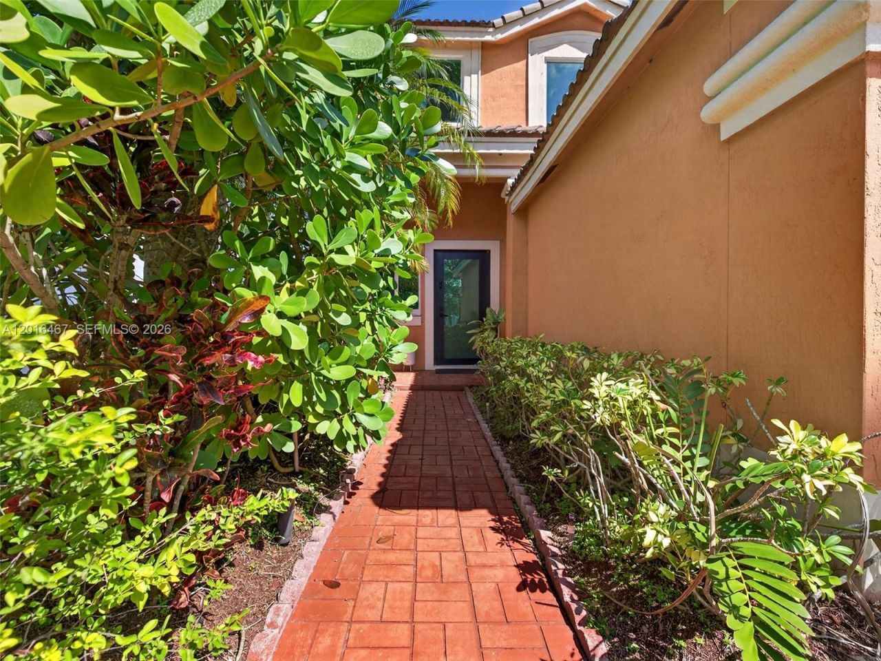 250 Conservation Dr, Weston, FL 33327 Photo
