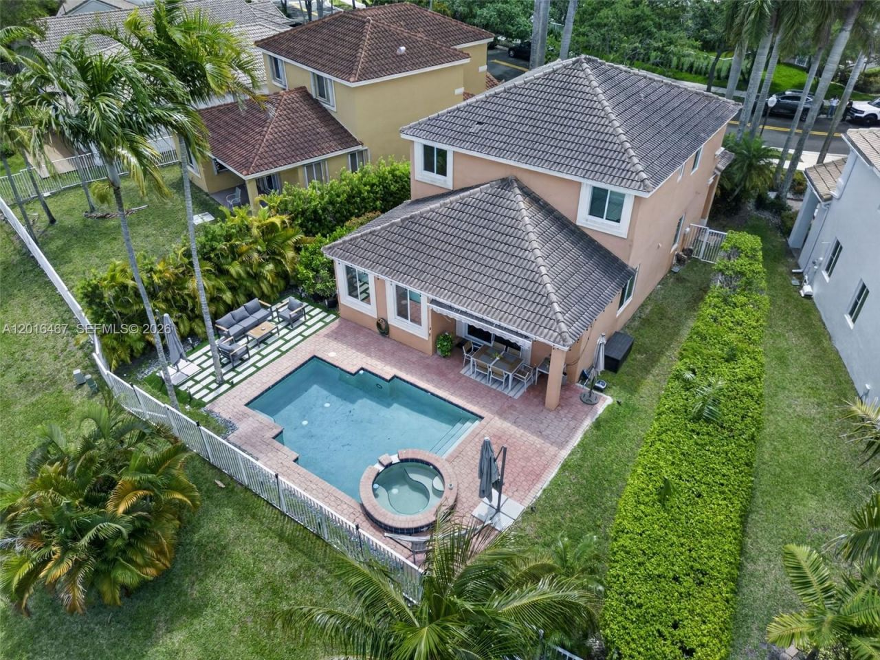 250 Conservation Dr, Weston, FL 33327 Photo