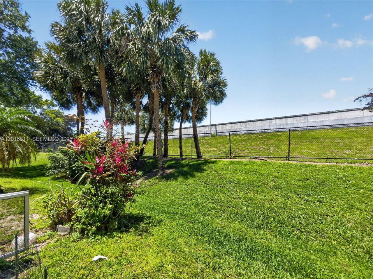 12415 SW 42nd St, Miramar, FL 33027 Photo