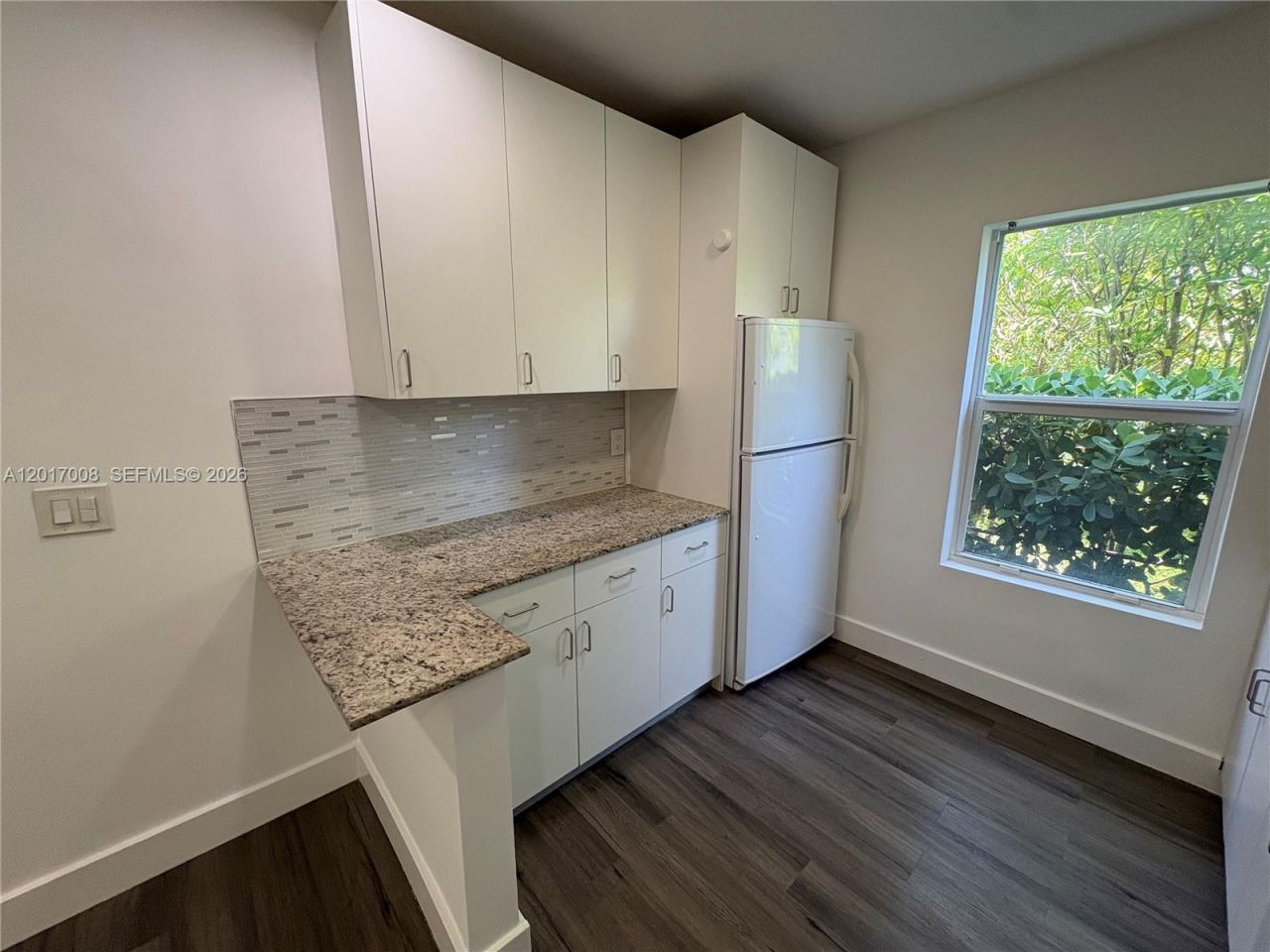 3237 SW 4th St , Unit 4, Miami, FL 33135 Photo