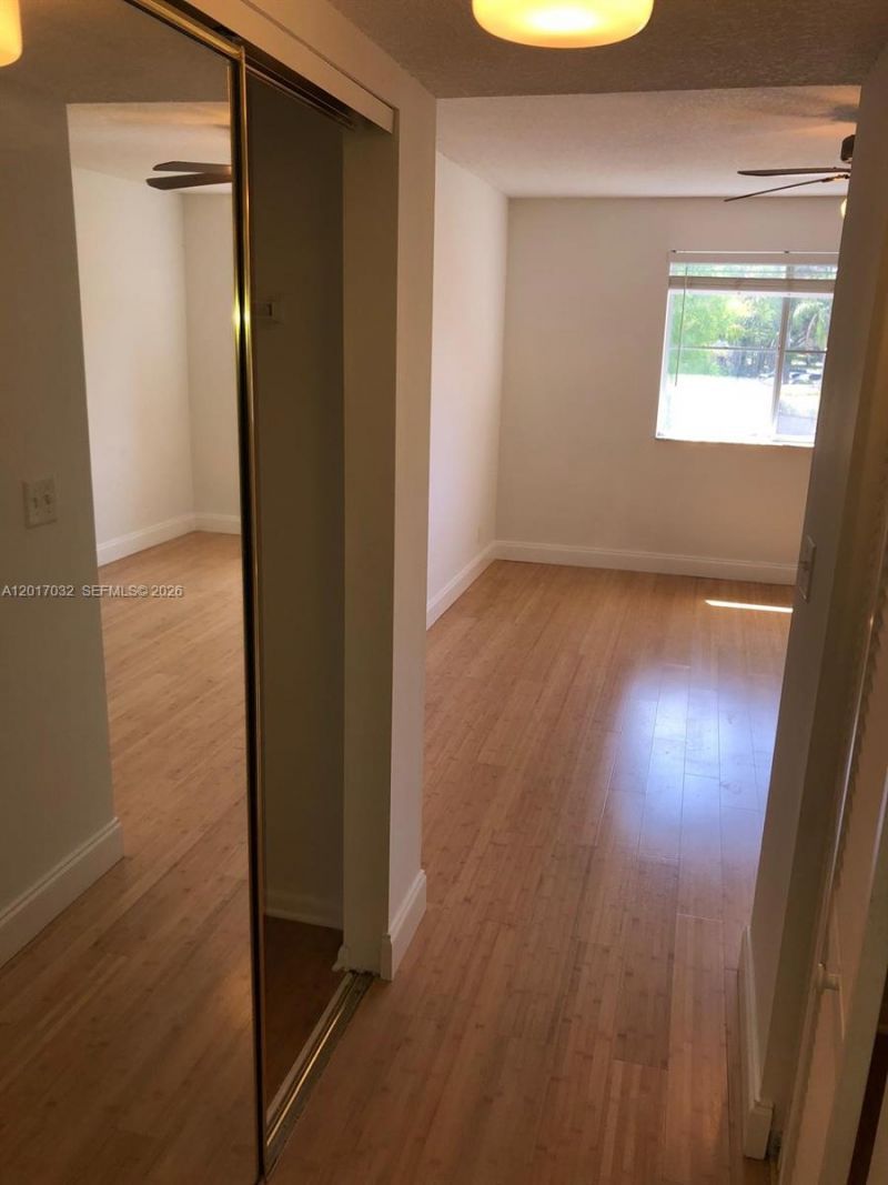 9855 Westview Dr , Unit 723, Coral Springs, FL 33076 Photo