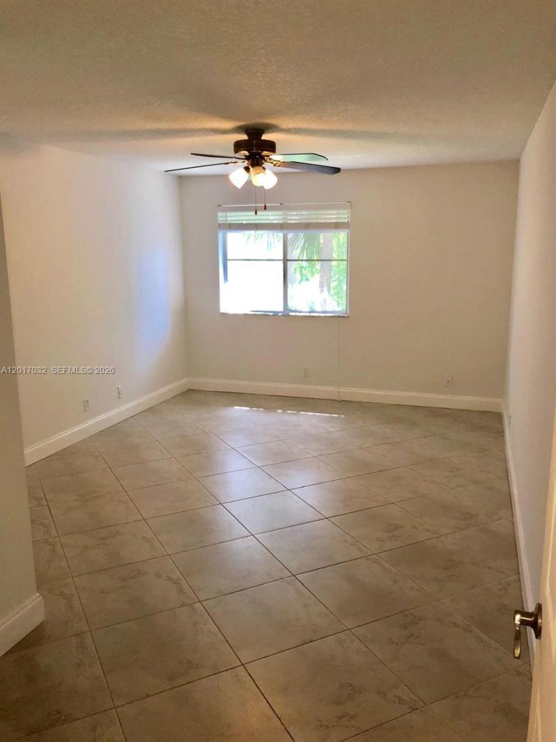 9855 Westview Dr , Unit 723, Coral Springs, FL 33076 Photo