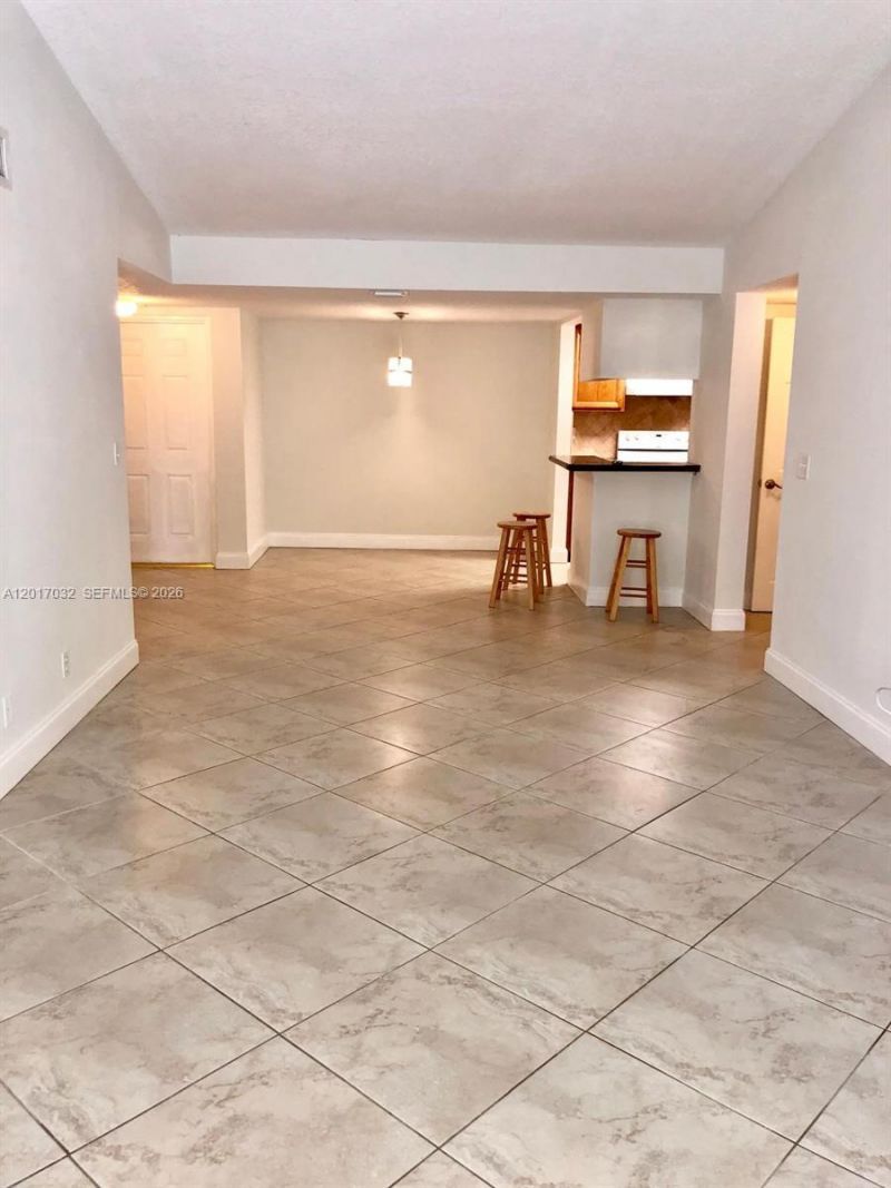9855 Westview Dr , Unit 723, Coral Springs, FL 33076 Photo