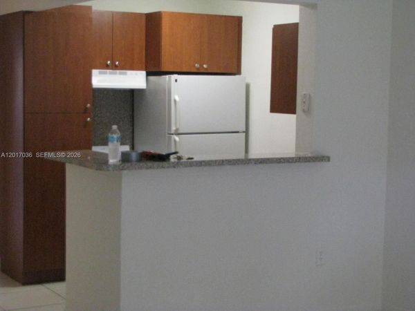 10832 N Kendall Dr , Unit U11, Miami, FL 33176