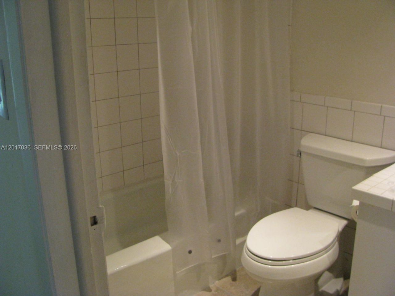10832 N Kendall Dr, Unit U11, Miami, FL 33176 Photo