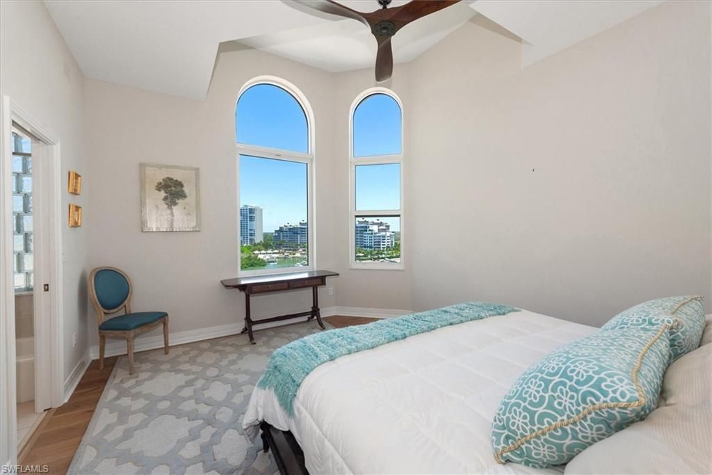 425 Dockside Dr, Unit PH-1, Naples, FL 34110 Photo
