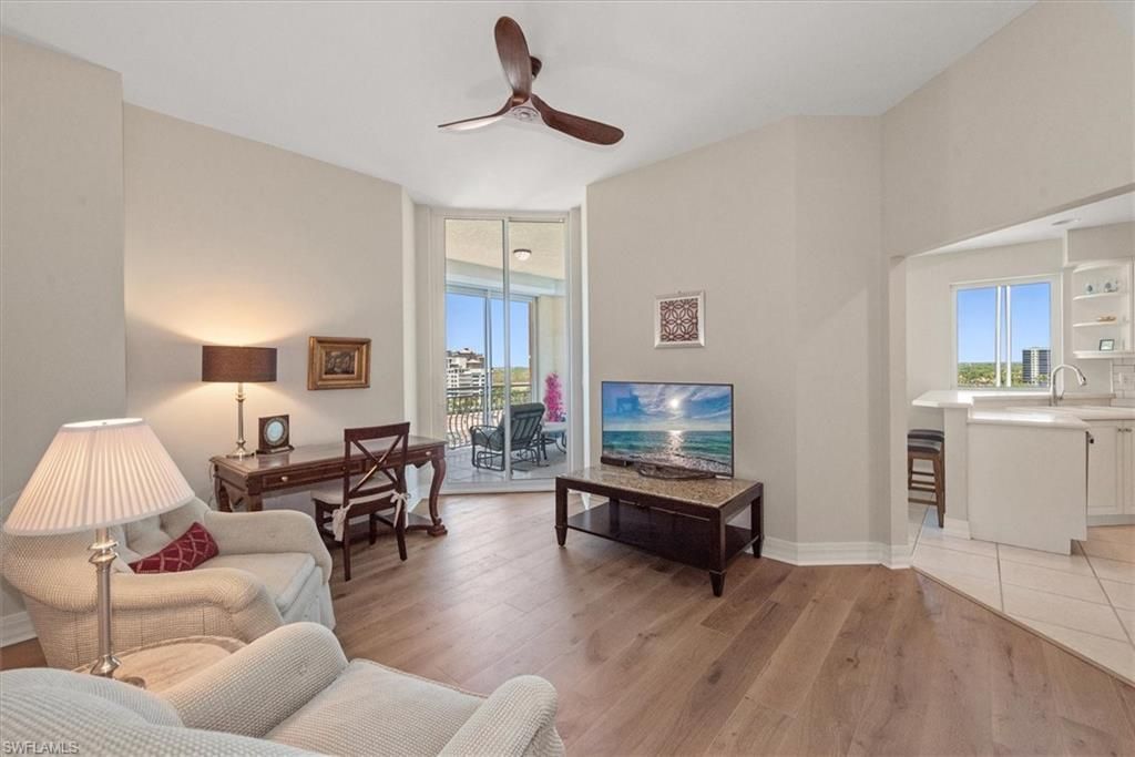 425 Dockside Dr, Unit PH-1, Naples, FL 34110 Photo