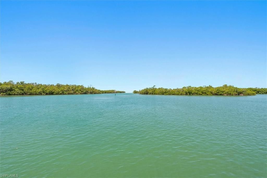 425 Dockside Dr, Unit PH-1, Naples, FL 34110 Photo