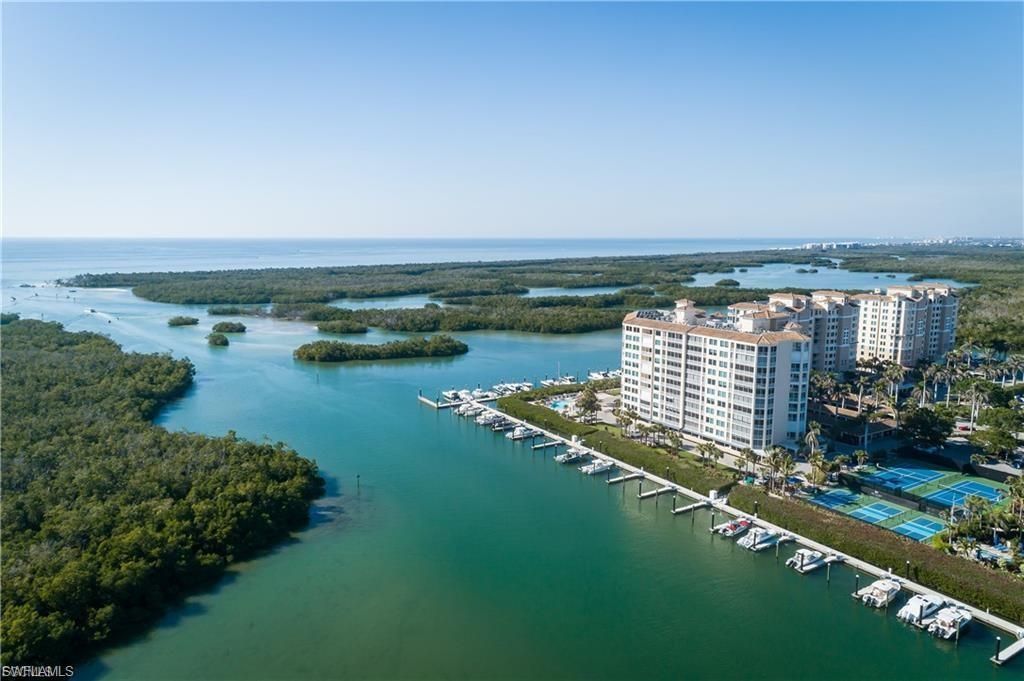 425 Dockside Dr, Unit PH-1, Naples, FL 34110 Photo