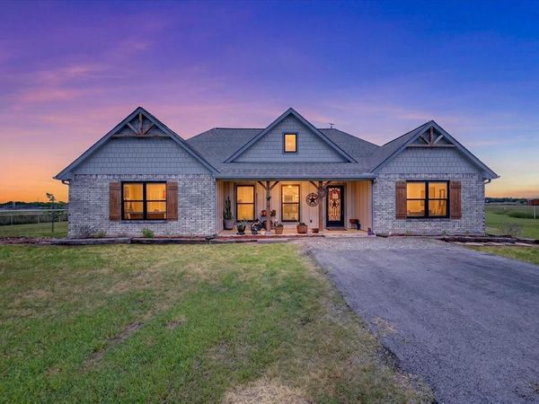 7145 Donald Road, Krum, TX 76249