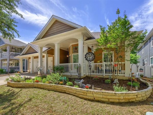 1812 Azalea Drive, Savannah, TX 76227