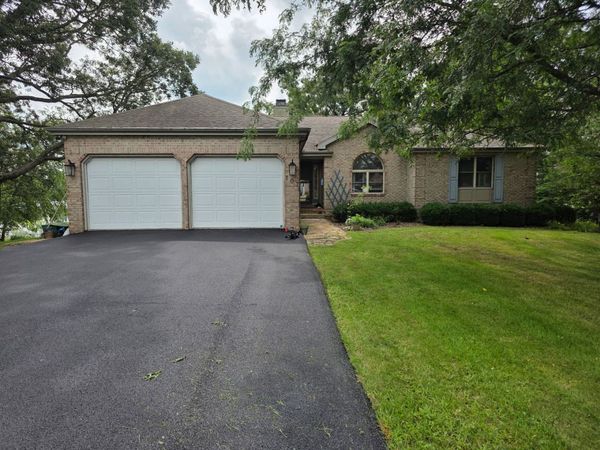 107 Comanche Trail, Loda, IL 60948
