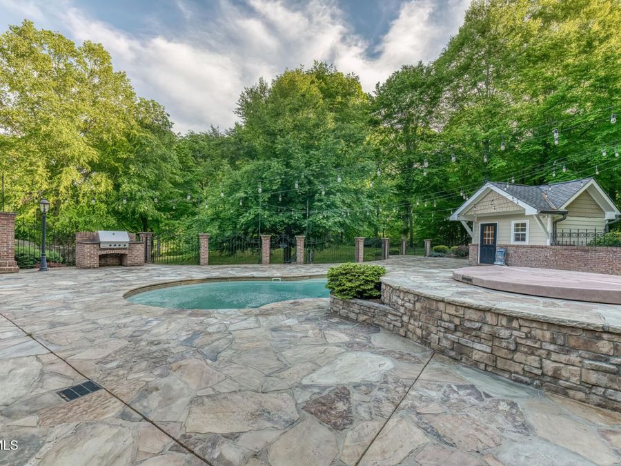 Property Image 103