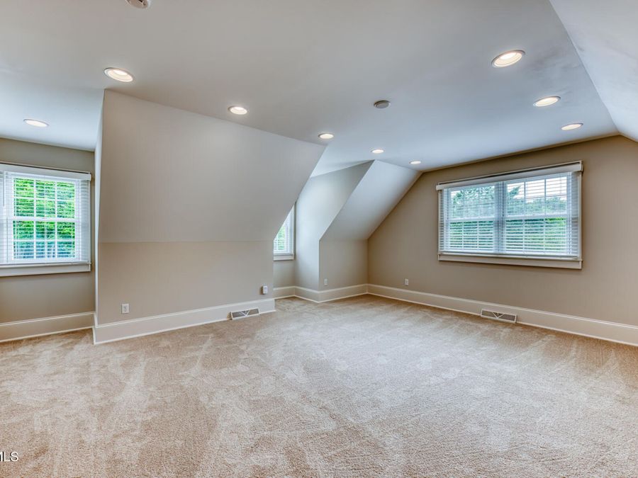 Property Image 81