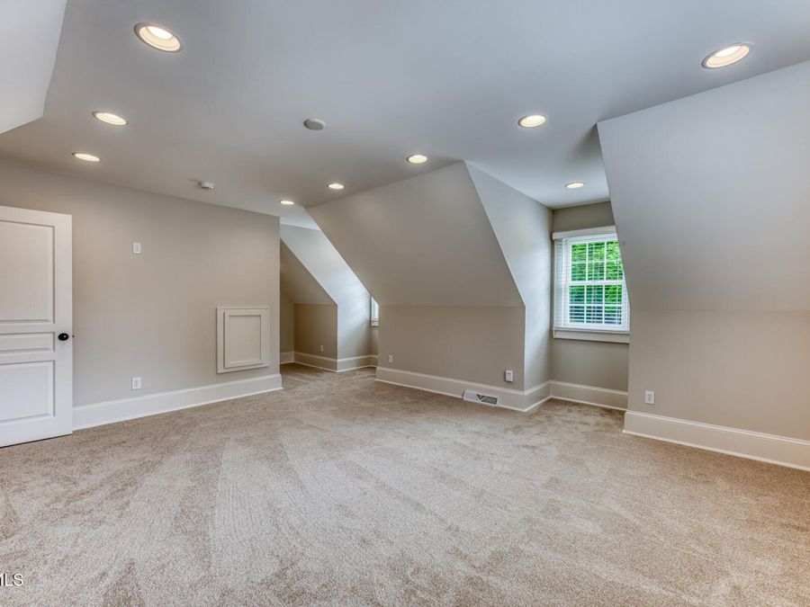 Property Image 82