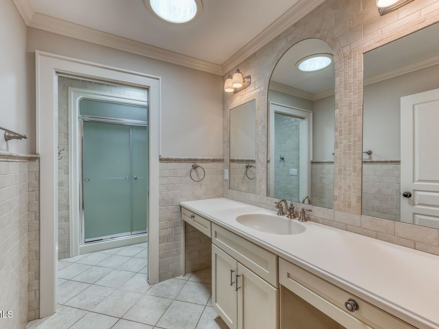 Property Image 83